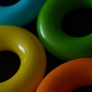 rings, toy, plastic toys, beautiful wallpaper, plastic, multicoloured, background